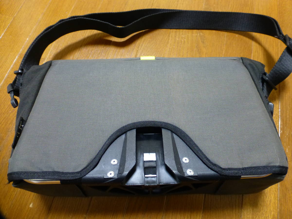 ブロンプトン純正 ロールトップバッグ ROLL TOP BAG グレー/ブラック