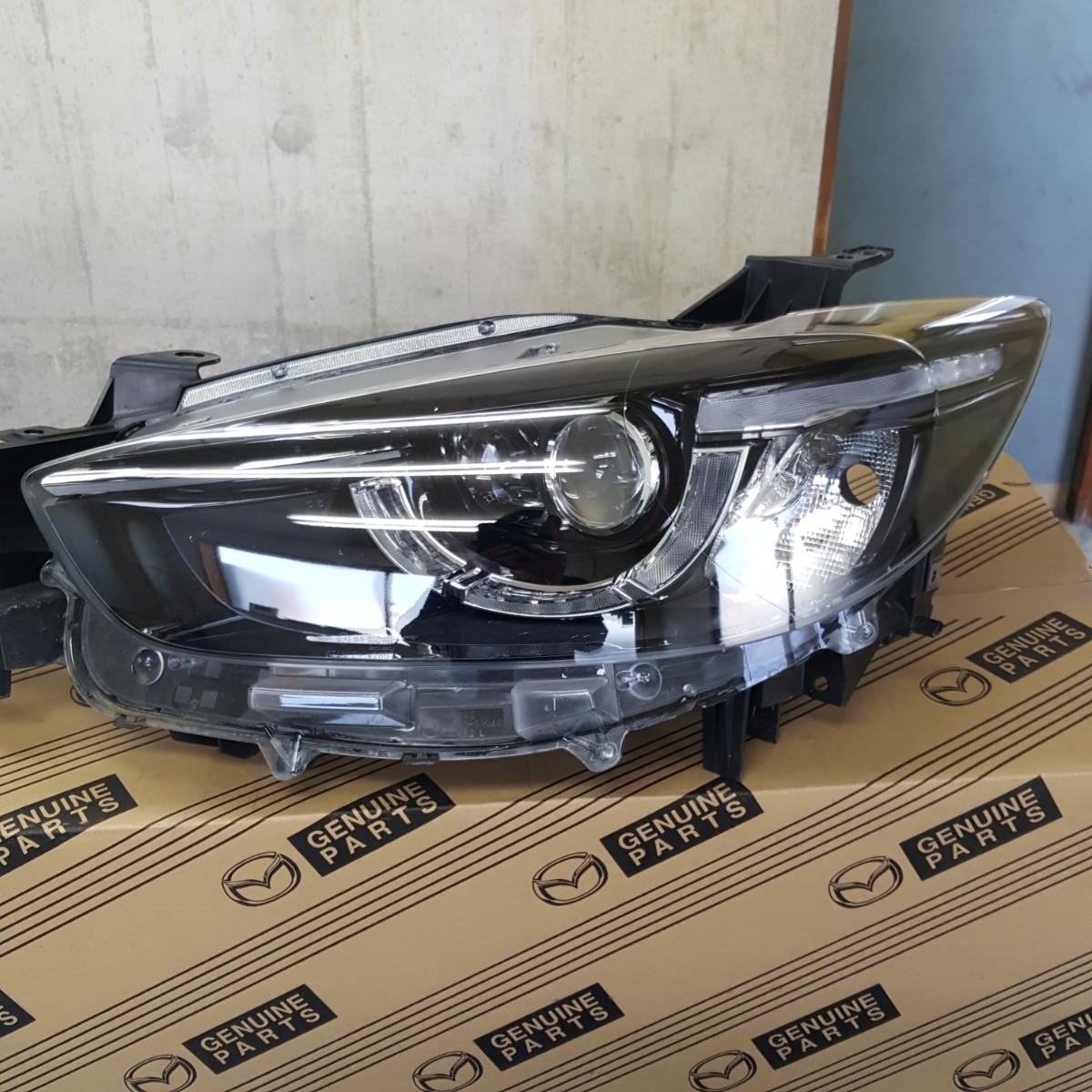 cx-5 左ヘッドライトLED中古！ CX-5 左ヘッドライト 中古品 CX−