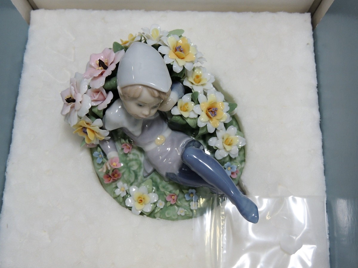 リヤドロ フィギュリン LLADRO 陶器人形 - Yahoo!オークション 少女 私