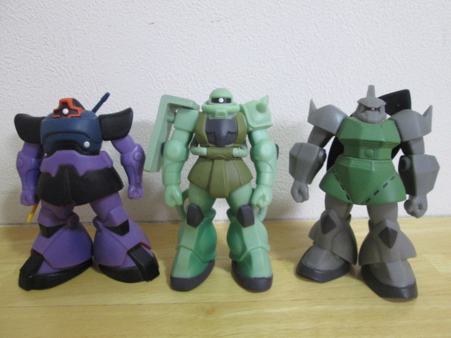 ガンダム ソフビ 3種類 ザク ドム ゲルググ おまけ シャア専用ズゴック 機動戦士ガンダム 売買されたオークション情報 Yahooの商品情報をアーカイブ公開 オークファン Aucfan Com