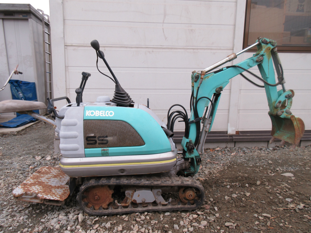 世界最小 コベルコ KOBELCO ミニユンボ SS1/2 総重量約250kg 熊本発 み