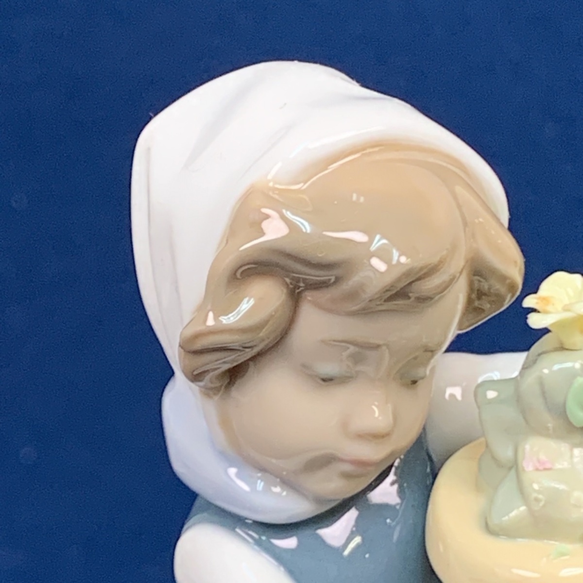 リヤドロ ＃5223「春が来た」 フィギュリン置物 リヤドロ ＃5223「春が来た」 フィギュリン置物 偲LLADRO リヤドロ