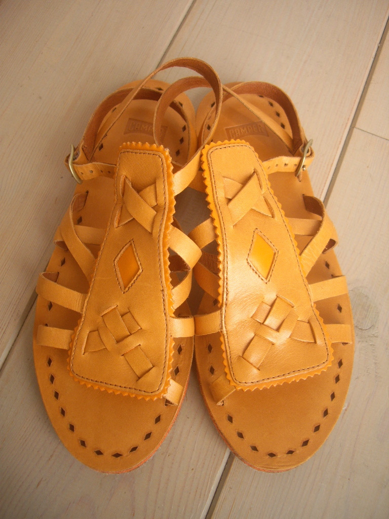 即決 美品 【カンペール CAMPER】 37 本革レザーサンダル ブラウン系