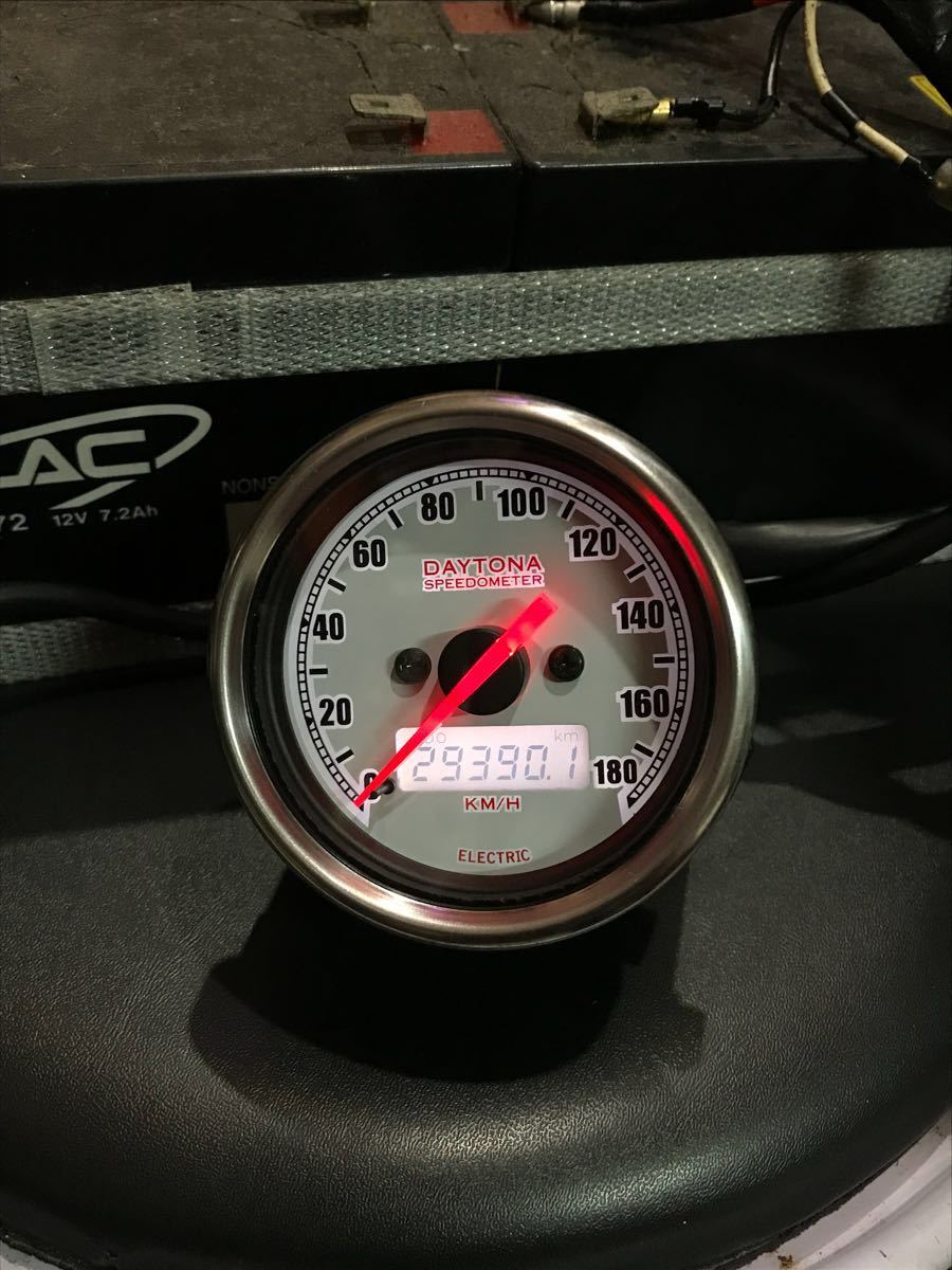 デイトナ 電気式スピードメーター変換アダプタ付き ジャンク モンキー・ゴリラ