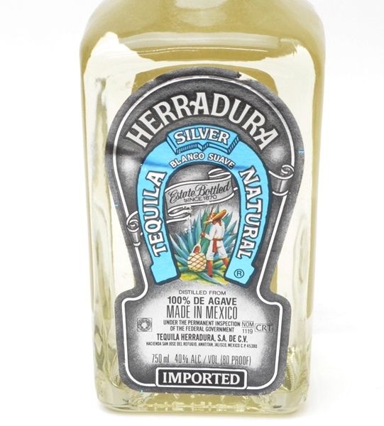未開栓 HERRADURA エラドゥーラ SILVER 750ml 40度 テキーラ IMPORTED