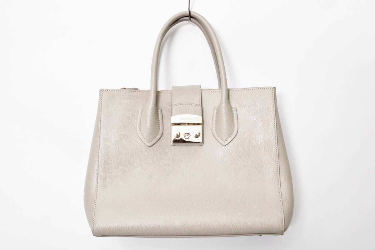M - Furla metropolis m Blue フルラ Metropolis toteの通販 tote blue 