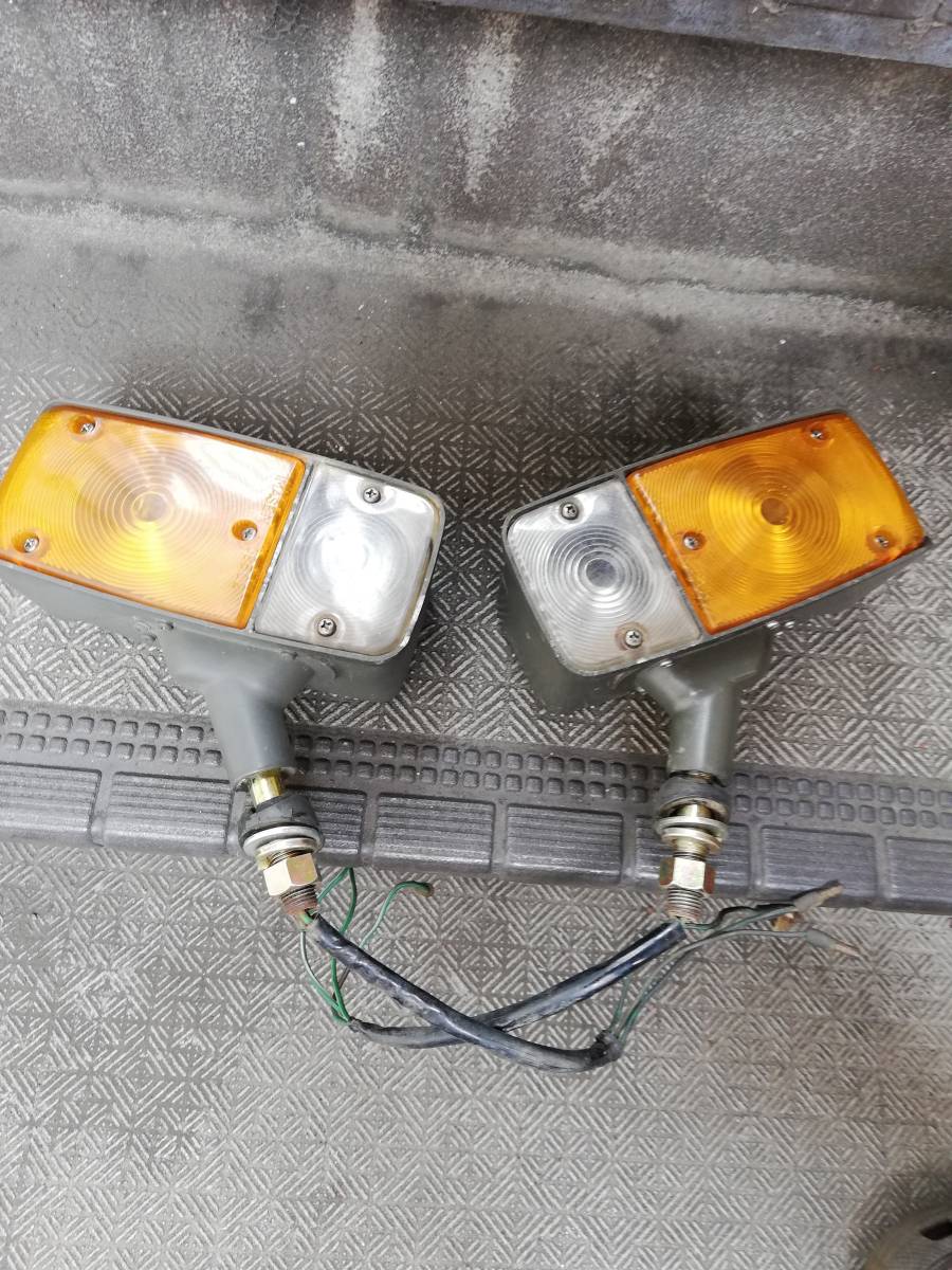三菱ジープOD73式ウインカー左右中古