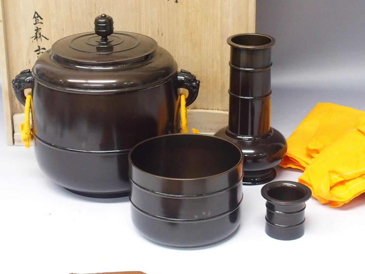 高品質，お買い得 金森吉左作 唐銅 皆具 共箱 建水 蓋置 茶釜 獣耳 釜鐶 真の皆具 骨董品 茶道具 高岡銅器 ｍ001 7160(その他)｜売買されたオークション情報、yahooの商品情報をアーカイブ公開 - オークファン その他