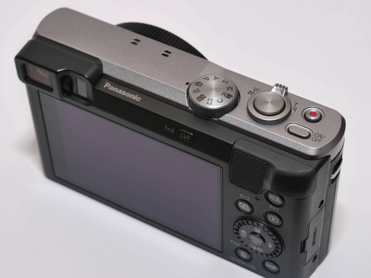 極美品 Panasonic Lumix DMC-TZ85 シルバー パナソニック ルミックス 