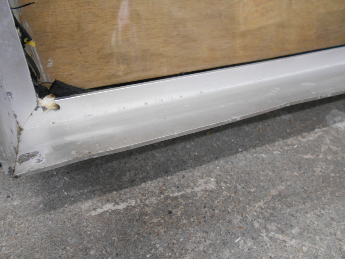 19-541 船舶用アルミサッシ 固定窓 2枚セット 漁船、作業船、レストア、コンテナ、ガレージ、倉庫、コンテナ、店舗、ペット小屋等_4