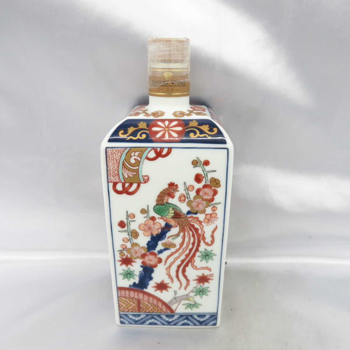 未開栓】サントリー ボトルコレクション 有田焼 古伊万里手 染錦牡丹