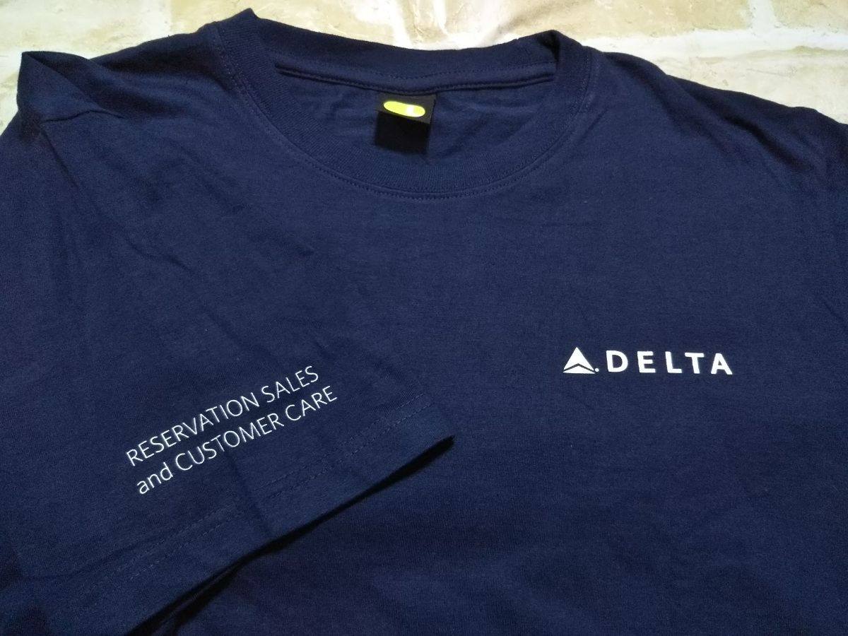 レア!美品!デルタ航空 ロゴ入り カスタマーケア Tシャツ スタッフ ネイビー 半袖 Lサイズ