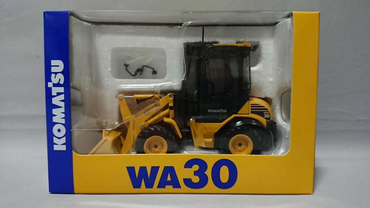 WA30 コマツ ホイールローダー - メルカリ 非売品コマツ 1⁄32スケール 