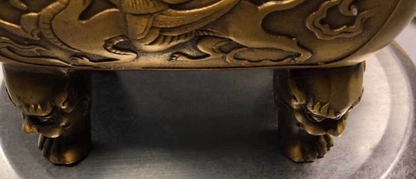 大明宣德年製在銘 銅製 二龍戲珠 熏香炉 香道具 重1107g 純銅大號宣德