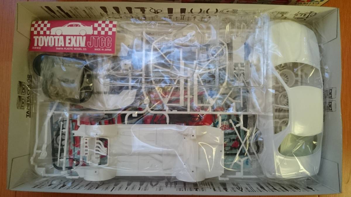 1⁄24 タミヤ JTCC エクシヴ トヨタ・トムス トムス スポーツカー 