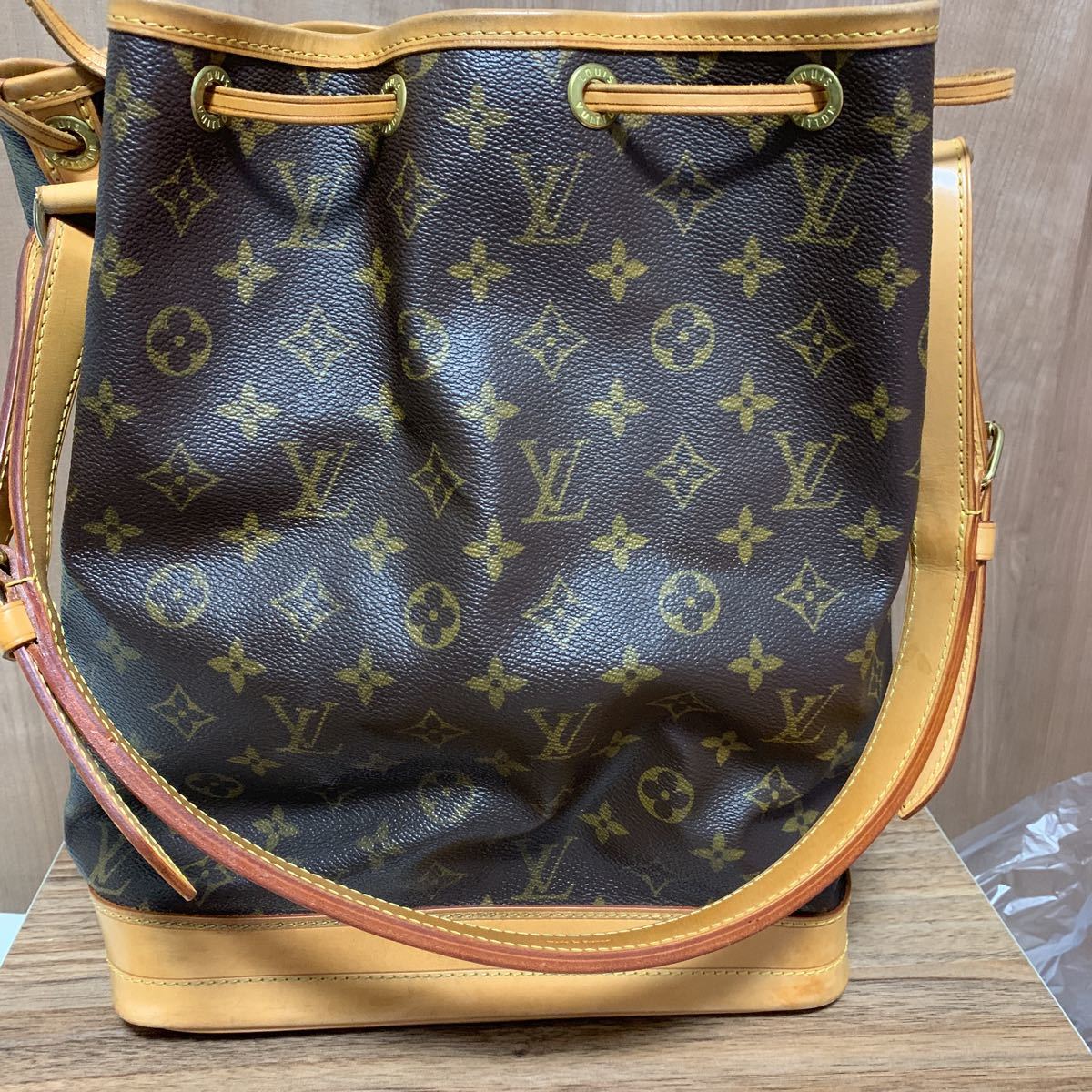 LOUIS VUITTON ノエ ルイヴィトン 極美品 極 美品 - エピ モノグラム 
