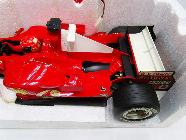 新品 Ferrari F2005 ラジコンカー フェラーリ 1/20 ミニカー