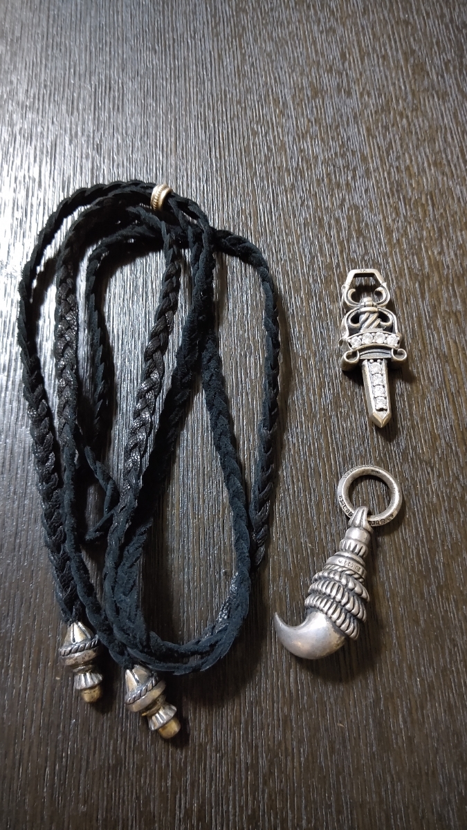 クロムハーツ ベアクロー ペンダント トップ ネックレス 革紐 ボローチップ ダガー 三点セット Silver925 タイプ
