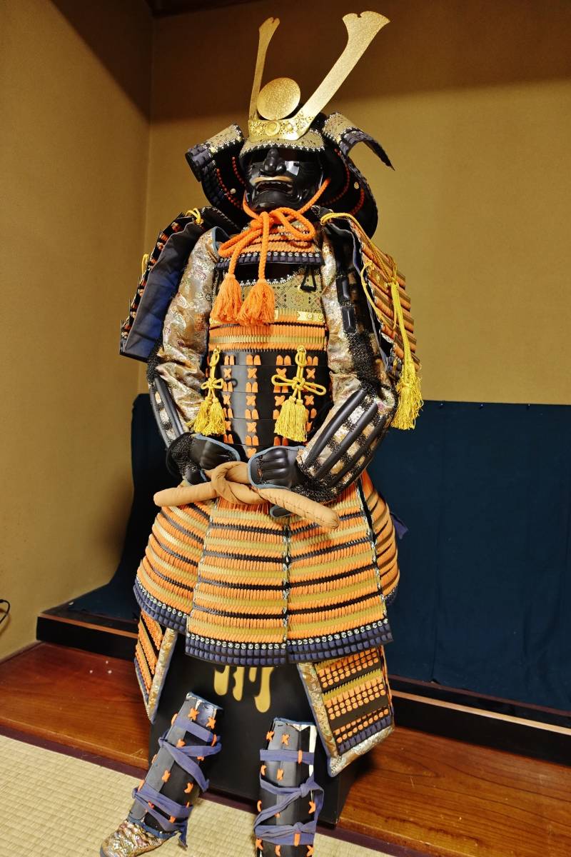ju 鎧櫃付 勇将の装い／戦国武将の美意識～甲冑・陣羽織鎧、兜、当世 
