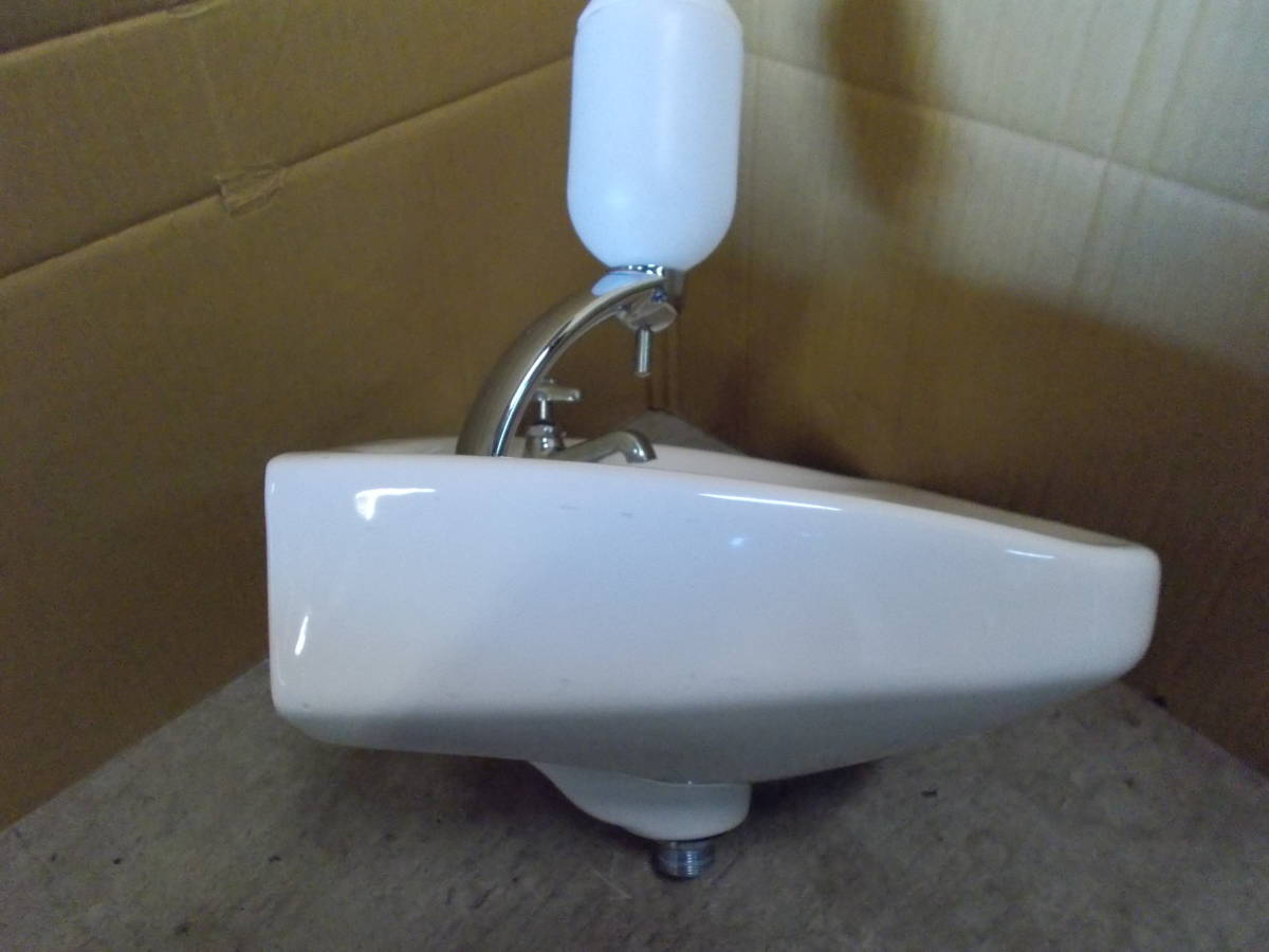 TOTO L5BR 手洗器セット　パステルアイボリー 品 TOTO 手洗いシンク L5BR パステルアイボリー 蛇口付 水石鹸入れ付