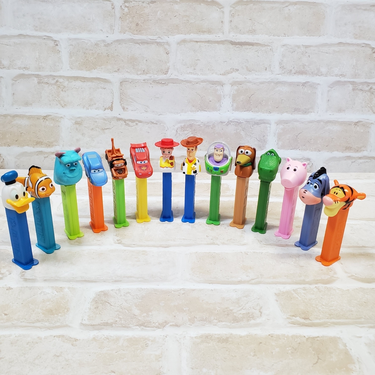 Pez ペッツ 14個 まとめ売り ケースのみ ディズニー トイストーリー カーズ プーさん モンスターズインク ニモ ドナルドダック お菓子 Pez 売買されたオークション情報 Yahooの商品情報をアーカイブ公開 オークファン Aucfan Com