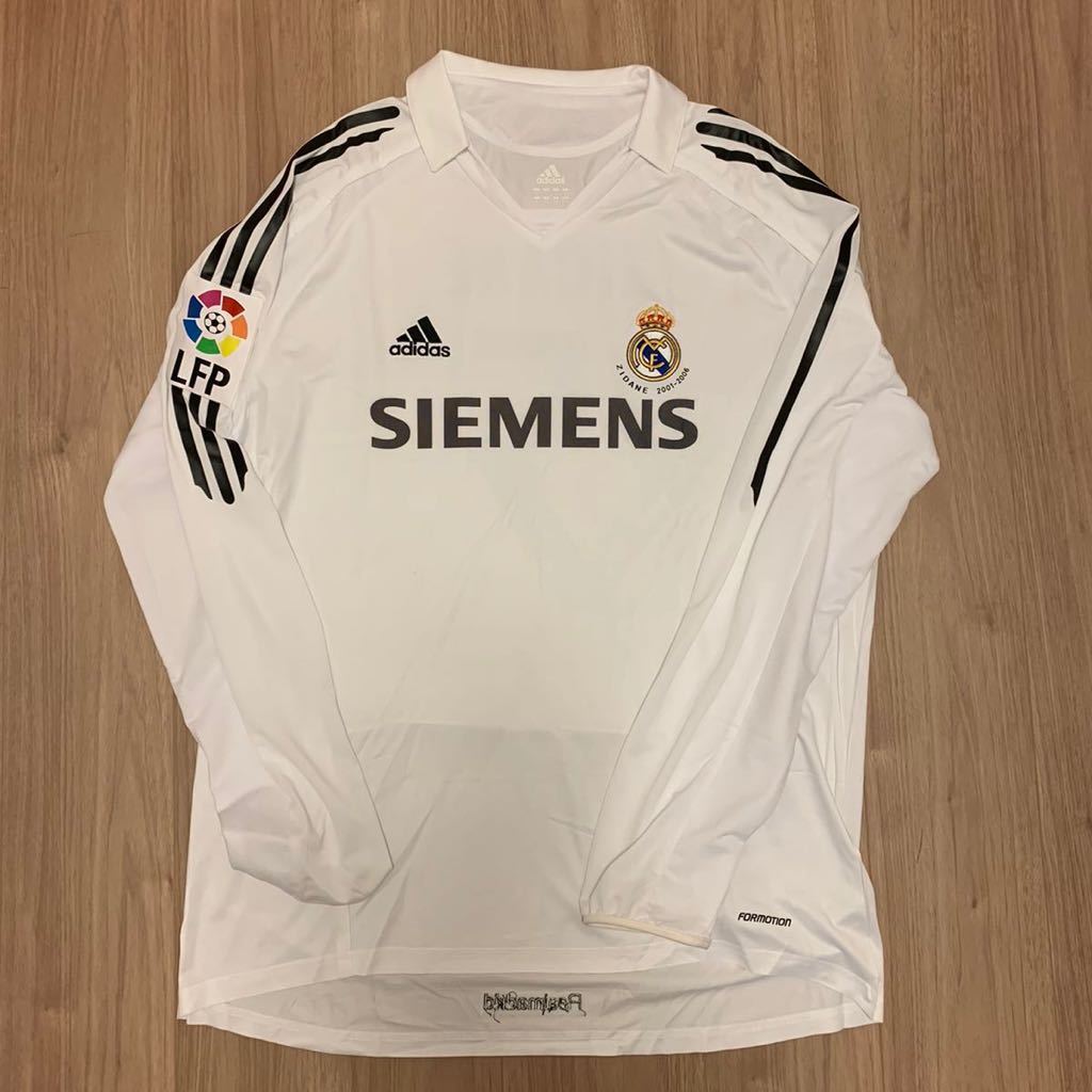 レアルマドリード adidas #5 ジダン 05&frasl;06サード半袖ユニフォーム Ｏ．Ｋ．Ａ THE ユニフォームショップ レアル・マドリード 半袖 ホーム ユニフォーム | レアル・マドリーの が 写真・25枚目写真で振り返るレアル・マドリードのユニフォーム20年史