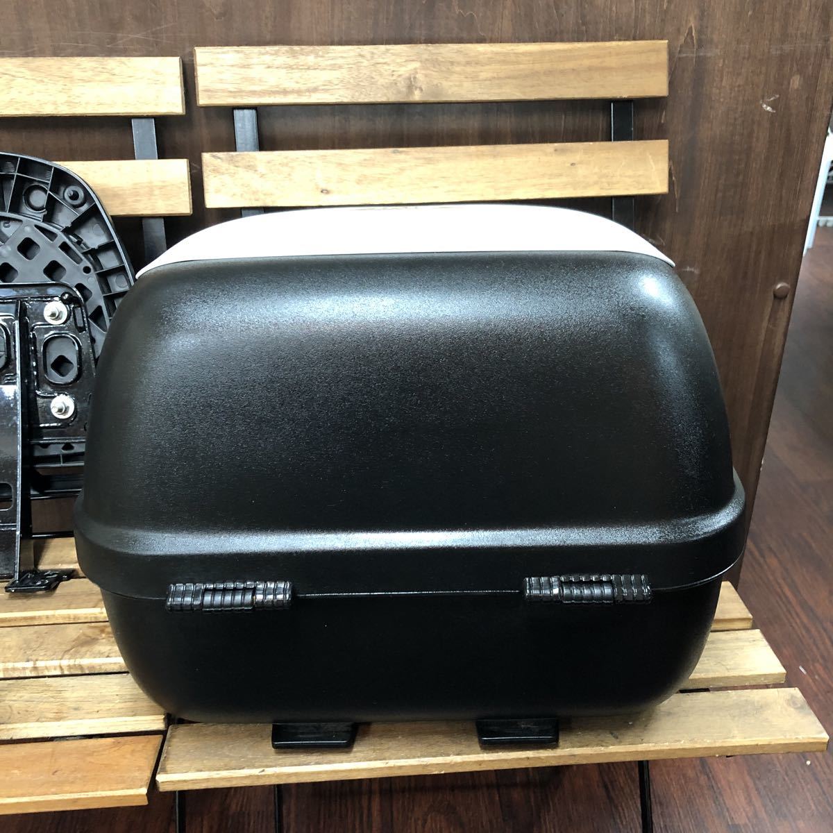 HONDA ダンク 用 GIVI BOX ボックス キャリア 取り付けベース 鍵一本 車体番号 AF74-100～ 現車から取り外し | ダンクにGIVIをを取り付けましょう！ ゼブログ!! - 価格.com 投稿詳細｜MOTOCLE