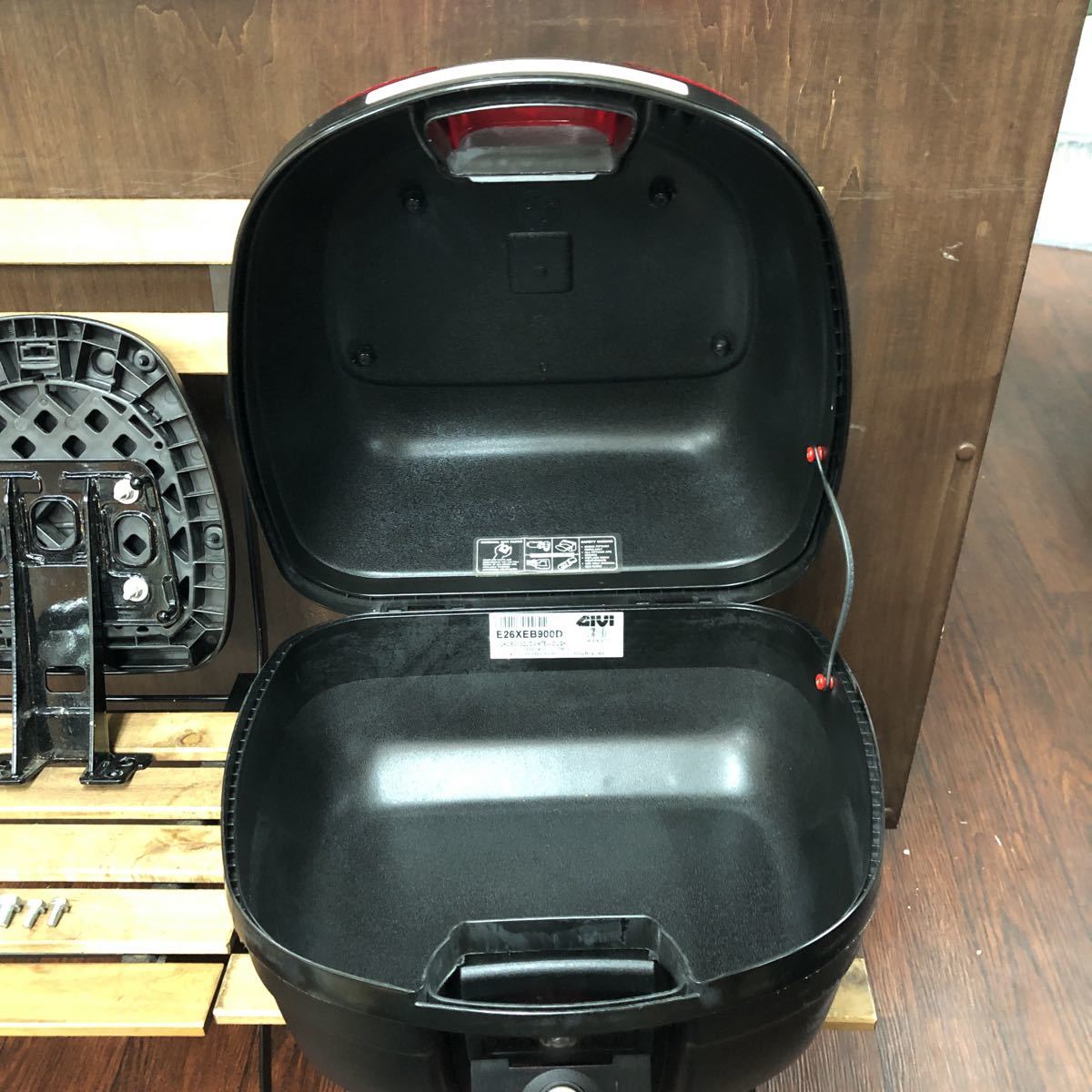 HONDA ダンク 用 GIVI BOX ボックス キャリア 取り付けベース 鍵一本 車体番号 AF74-100～ 現車から取り外し | ダンクにGIVIをを取り付けましょう！ ゼブログ!! - 価格.com 投稿詳細｜MOTOCLE