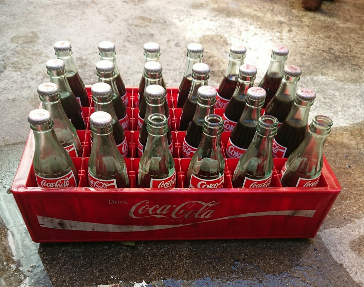 コカ・コーラ : コカコーラ 瓶 24本入 - 24本 ケース ペットボトル 