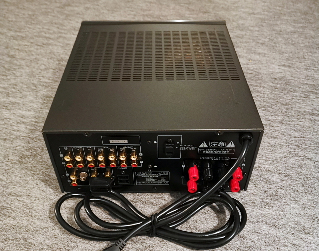 完動品 KENWOOD KAF-7002 完動作美品 Kenwood KAF-7002 プリメイン