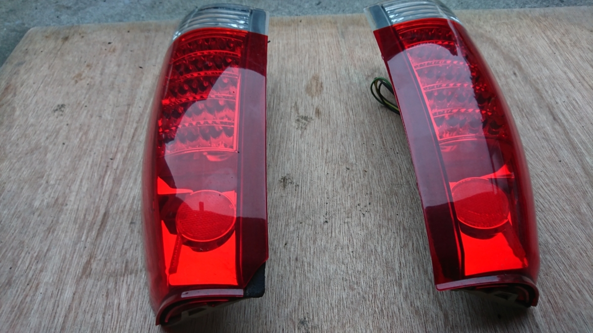 シボレー タホ サバーバン AKKON 0 メルカリ LEDテールランプ 
