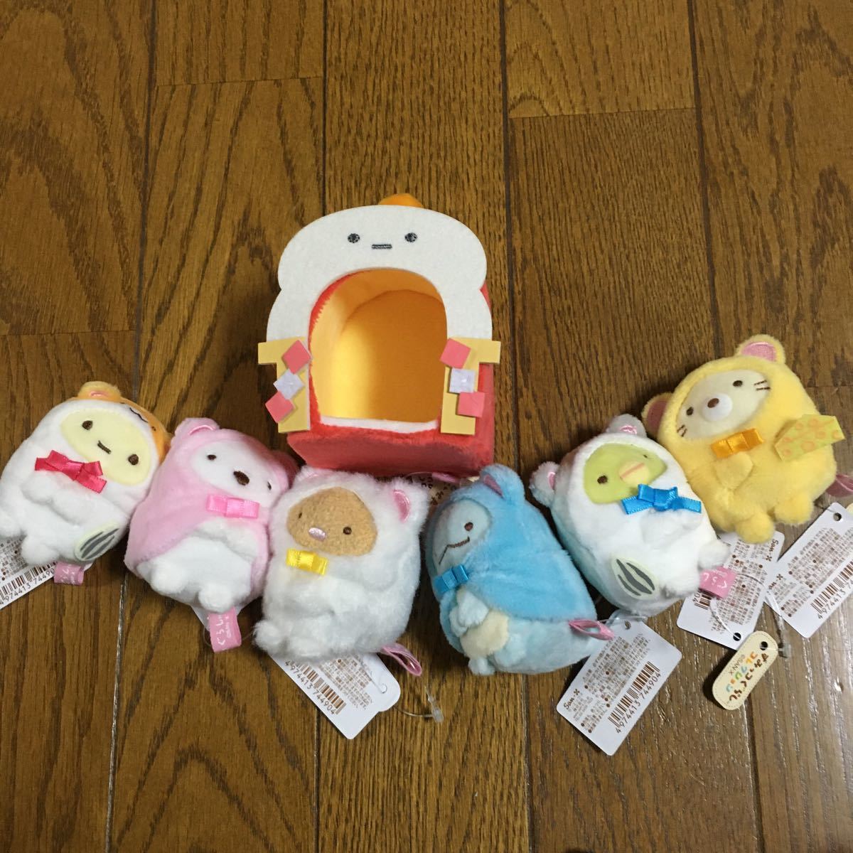 すみっコぐらし 新品 タグ付き ねずみ ハムスター てのりぬいぐるみ