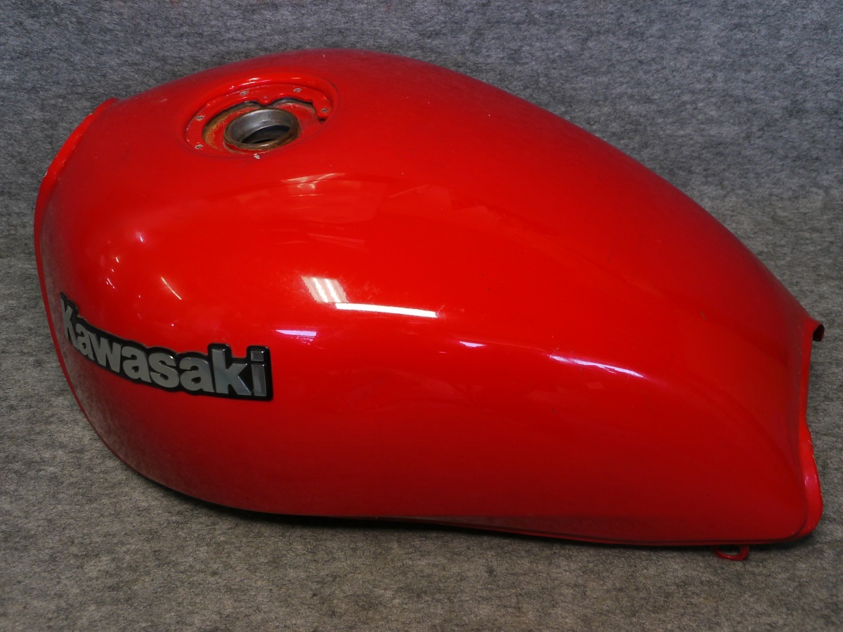 Y19-0620】KAWASAKI ゼファー750用 純正タンク 中古品/ゼファー750