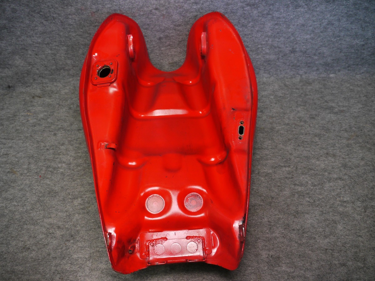 Y19-0620】KAWASAKI ゼファー750用 純正タンク 中古品/ゼファー750