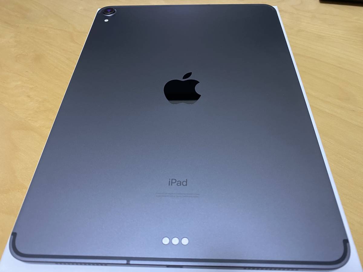 【美品】iPad Pro 11インチ 第3世代 Wi-Fi +Cell 256GB スペースグレイ MU102J/A ソフトバンク△