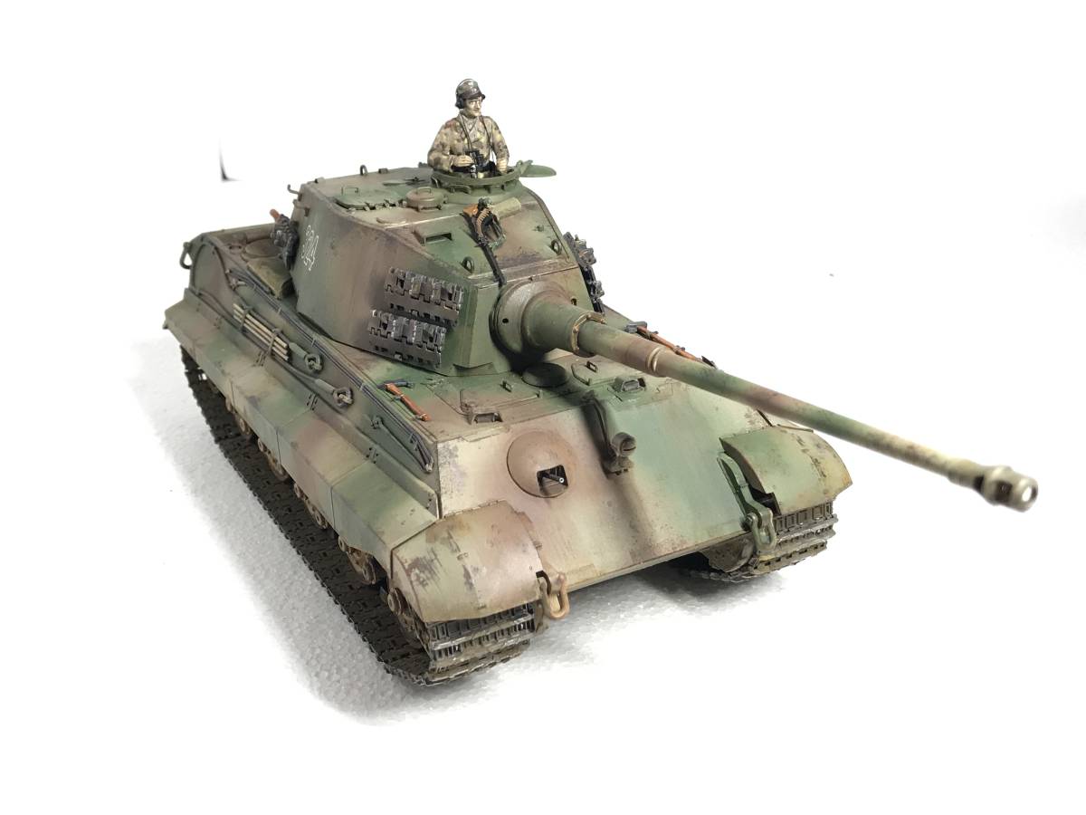 ドラゴン1/35ドイツキングタイガー完成品