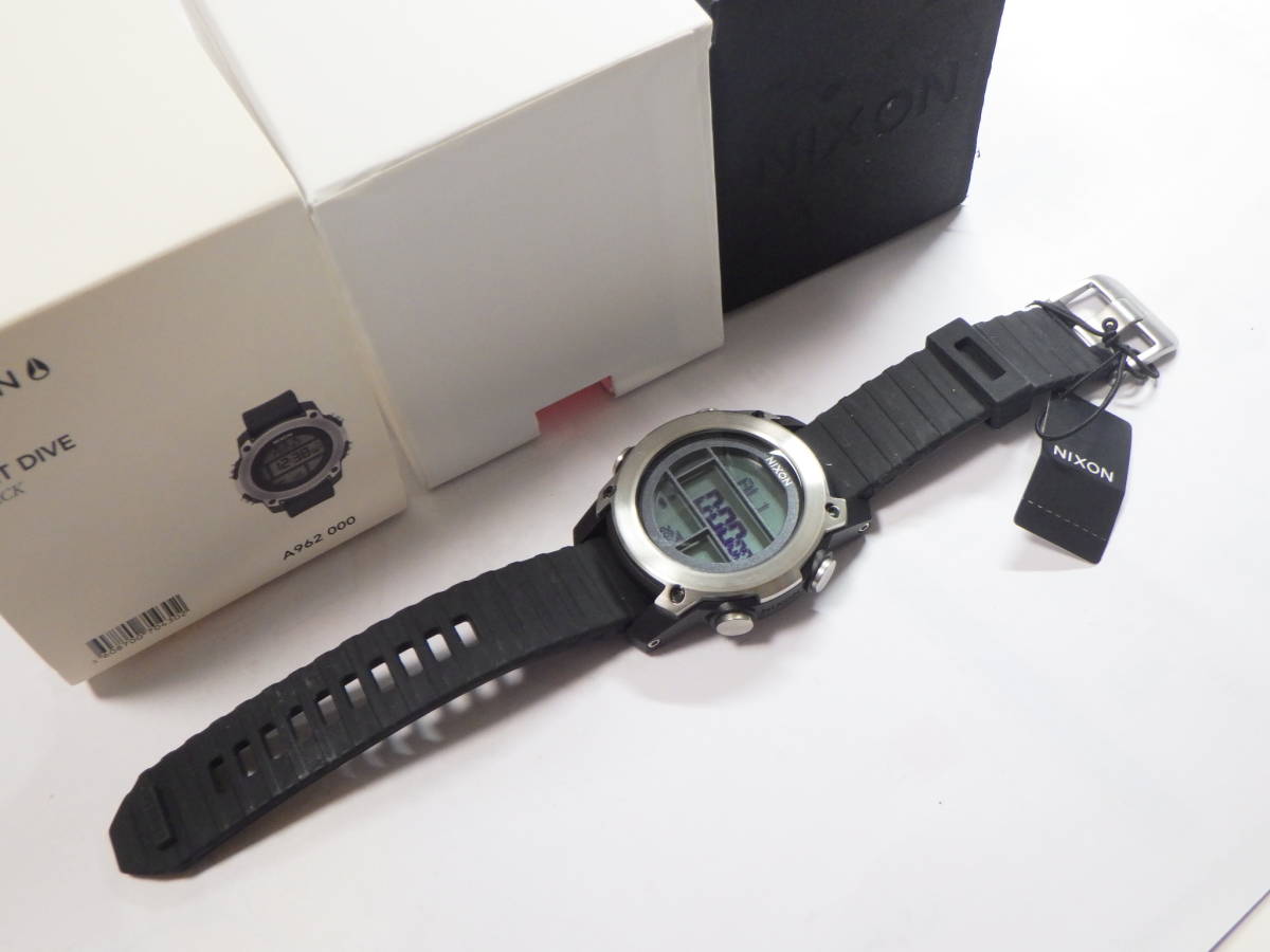 NIXONニクソン ジャンク品 デジタル腕時計 A962000 #929 【公式通販】