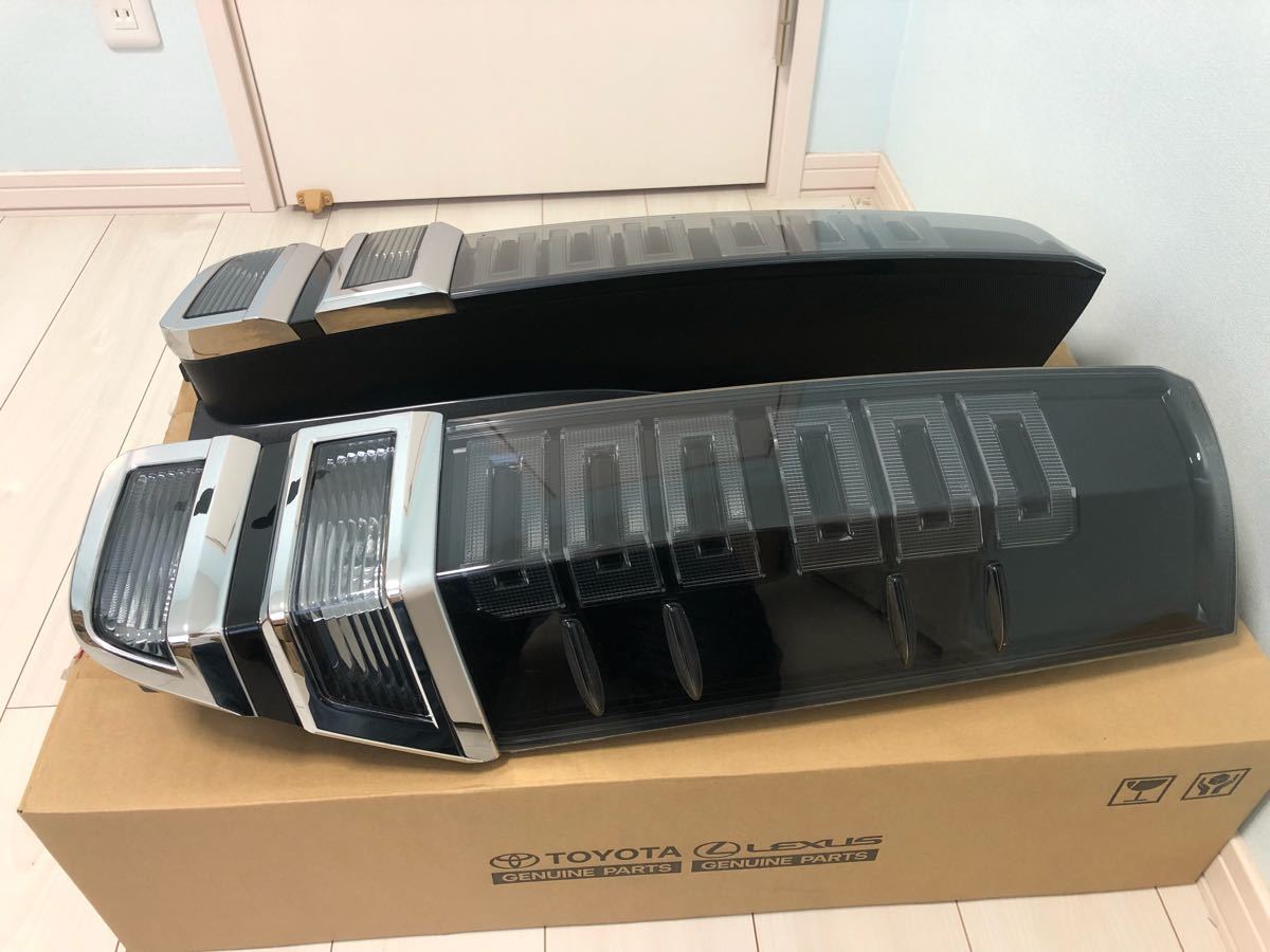 0 純正 テールランプの通販 後期 テールランプ 美品 テール voxy 公式