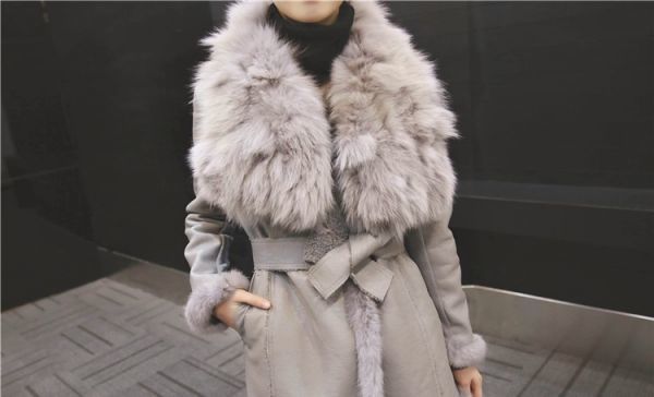 日本製／フォックスファー／カシミヤ混ファー付ウールコート コート