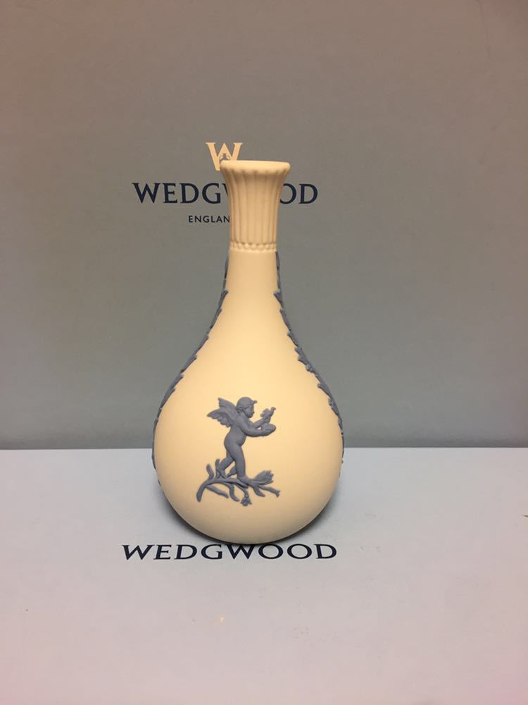 品質保証，得価 ウェッジウッド ジャスパー ウェア 色 フラワーベース 花瓶 一輪挿し(花瓶)｜売買されたオークション情報、yahooの商品情報をアーカイブ公開 - オークファン 花瓶