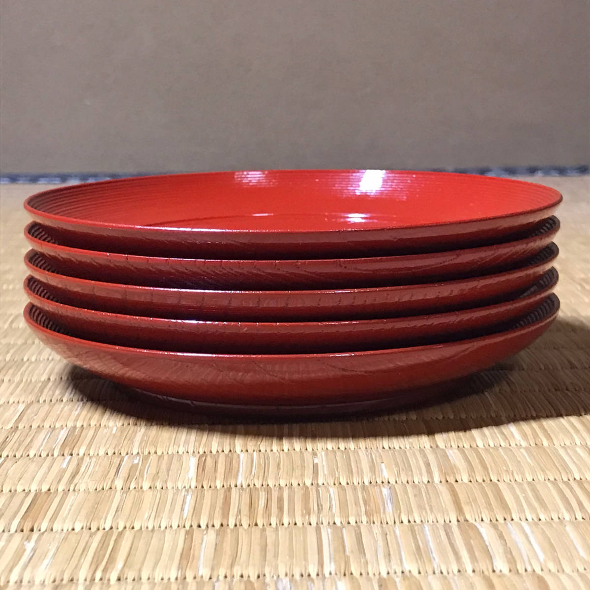 岡本専助 漆専堂 丸盆 干菓子盆 共箱 漆器 茶盆 盆 ☆茶道具！岡本漆専堂！天然木地 丸盆/丸皿5客！直径 約14.3㎝！京漆器