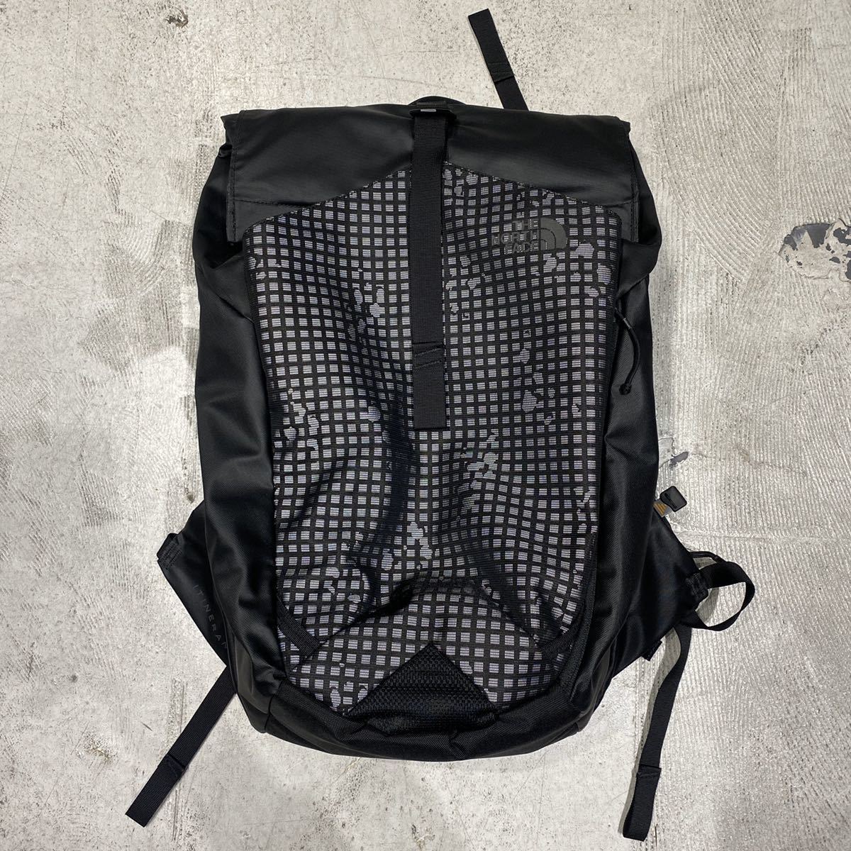 全国無料，格安 THE NORTH FACE ザ ノース フェイス ITINERANT アイティナラント バックパック ユニセックス サイズ 縦：54cm 横：34cm マチ：14cm 位(ザ・ノース・フェイス)｜売買されたオークション情報、yahooの商品 ザ・ノース・フェイス