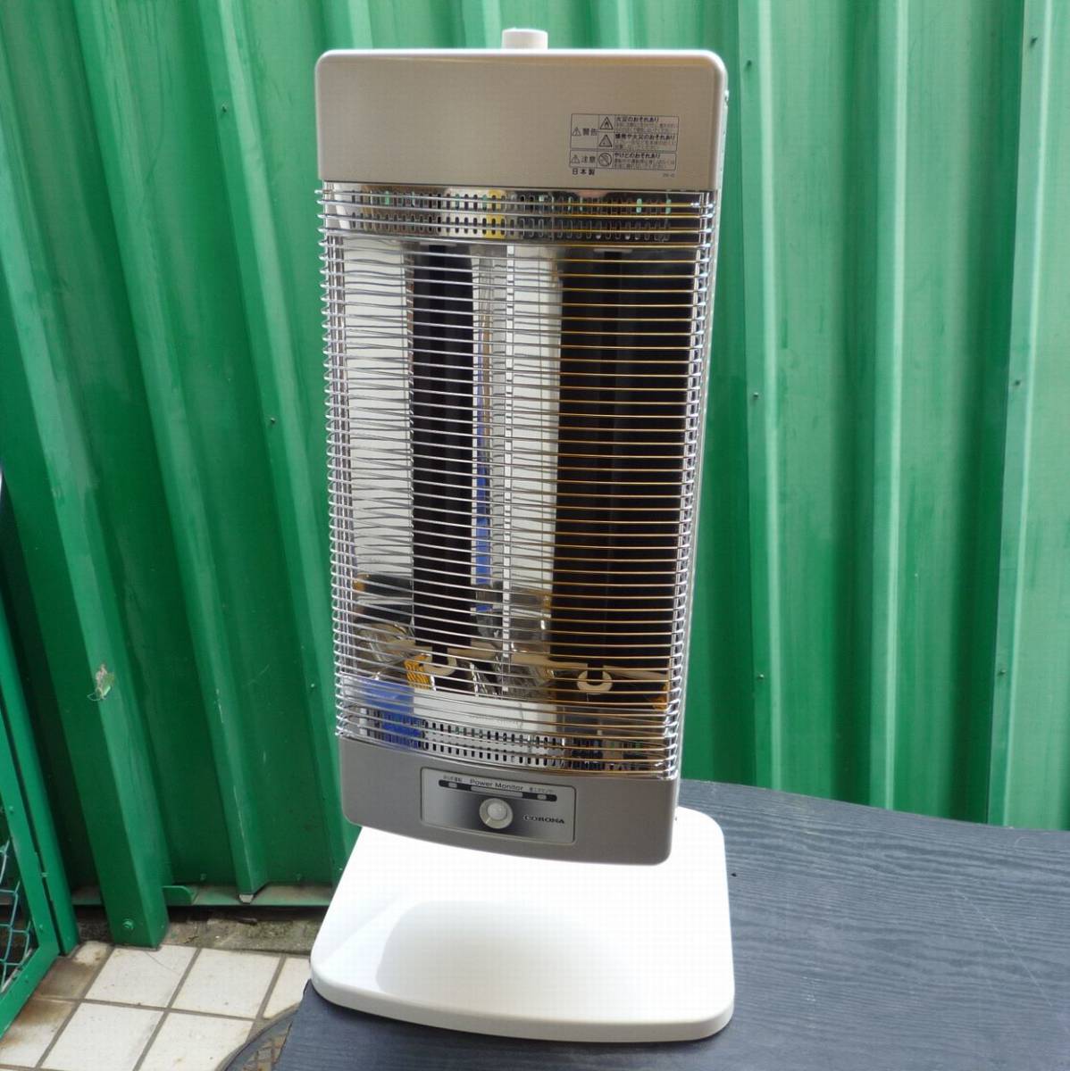 引取歓迎 2017年製美品 コロナ 遠赤外線電気ストーブ コアヒート DH
