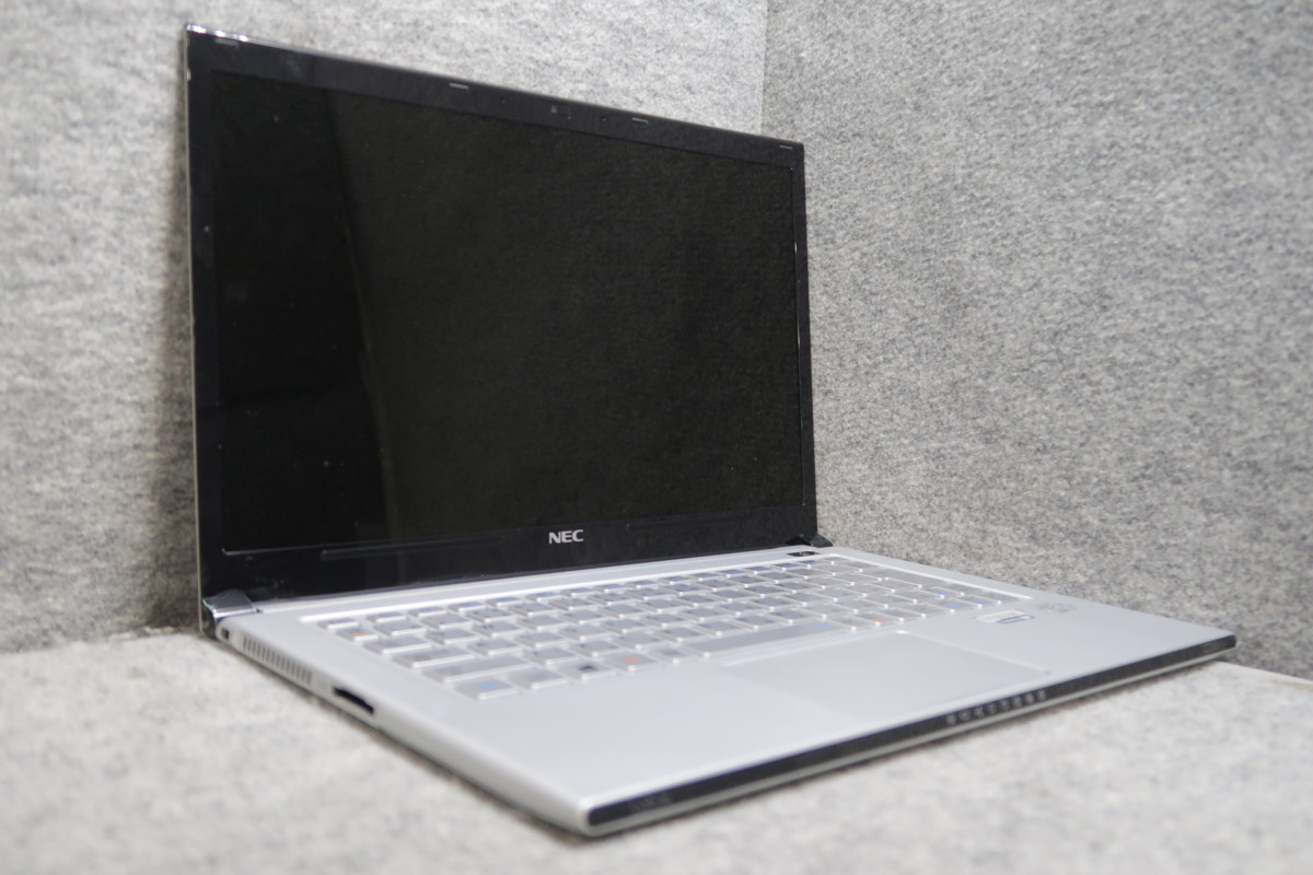 100%新品，最新作 NEC LaVie LZ750/J Core i7-3517U 1.9GHz 4GB ノート 