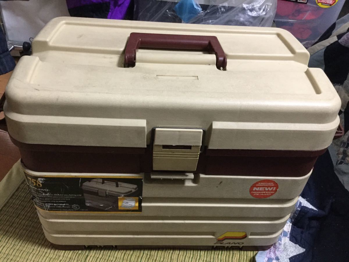 値下げしました！バス釣り用ハードルアー80個以上！ルアーボックス