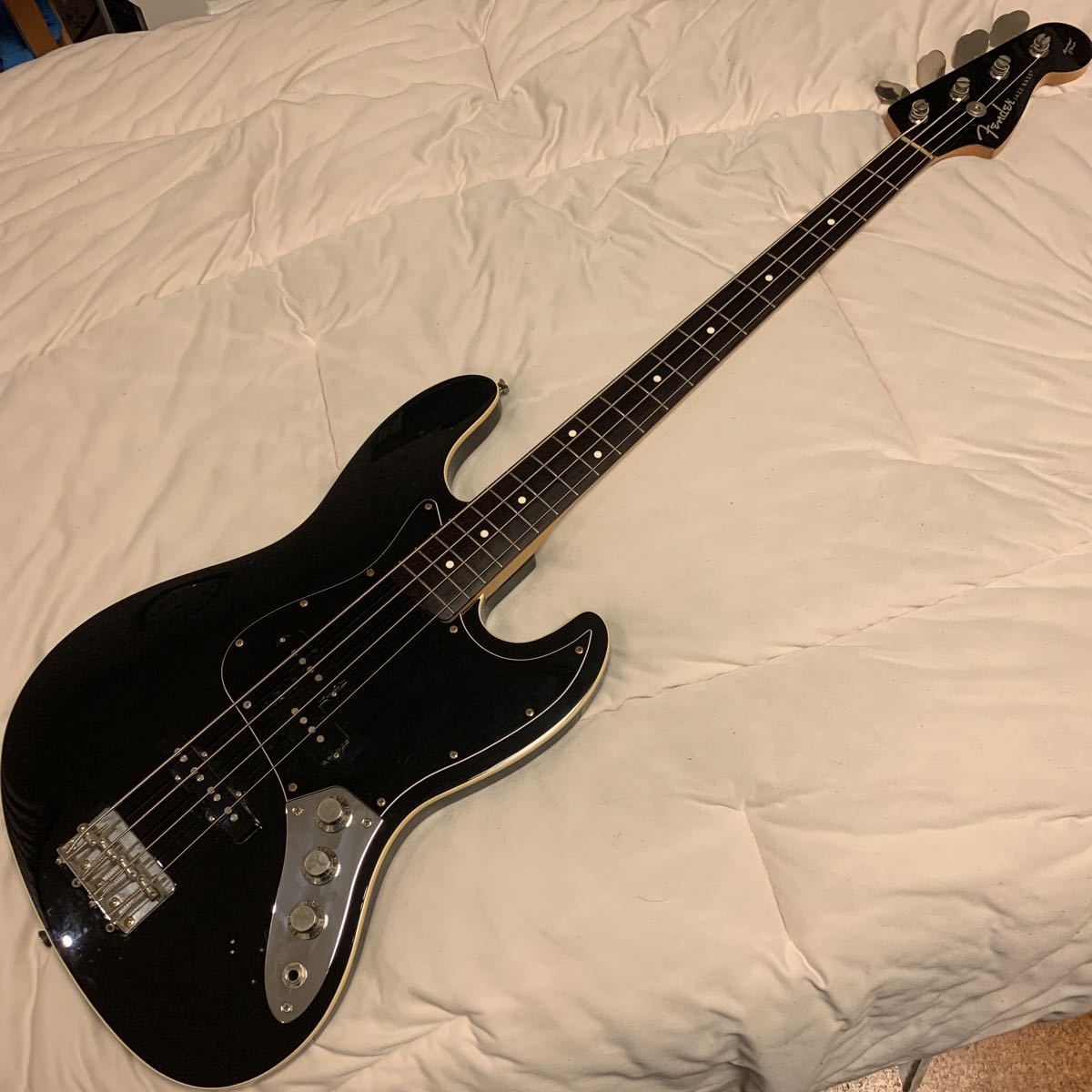 【お買い得，新作登場】 Fender Japan Jazz Bass Aerodyne Crafted in Japan Tシリアル(フェンダー)｜売買されたオークション情報、yahooの商品情報をアーカイブ公開 - オークファン フェンダー