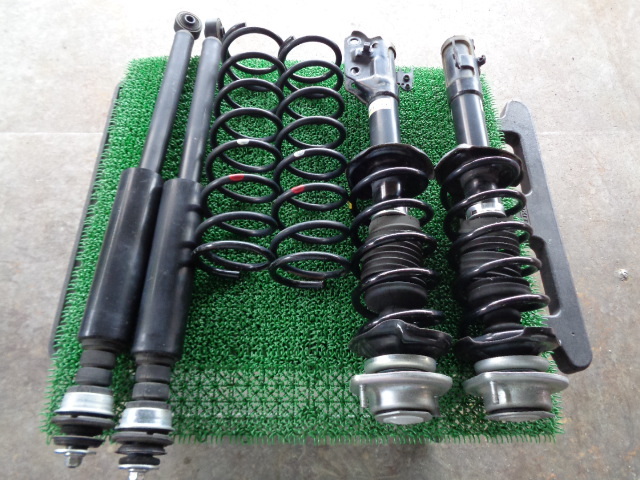 ☆ムーヴ ☆ L175S ムーヴ 純正ストラット、リアサス ☆ L175S 純正 