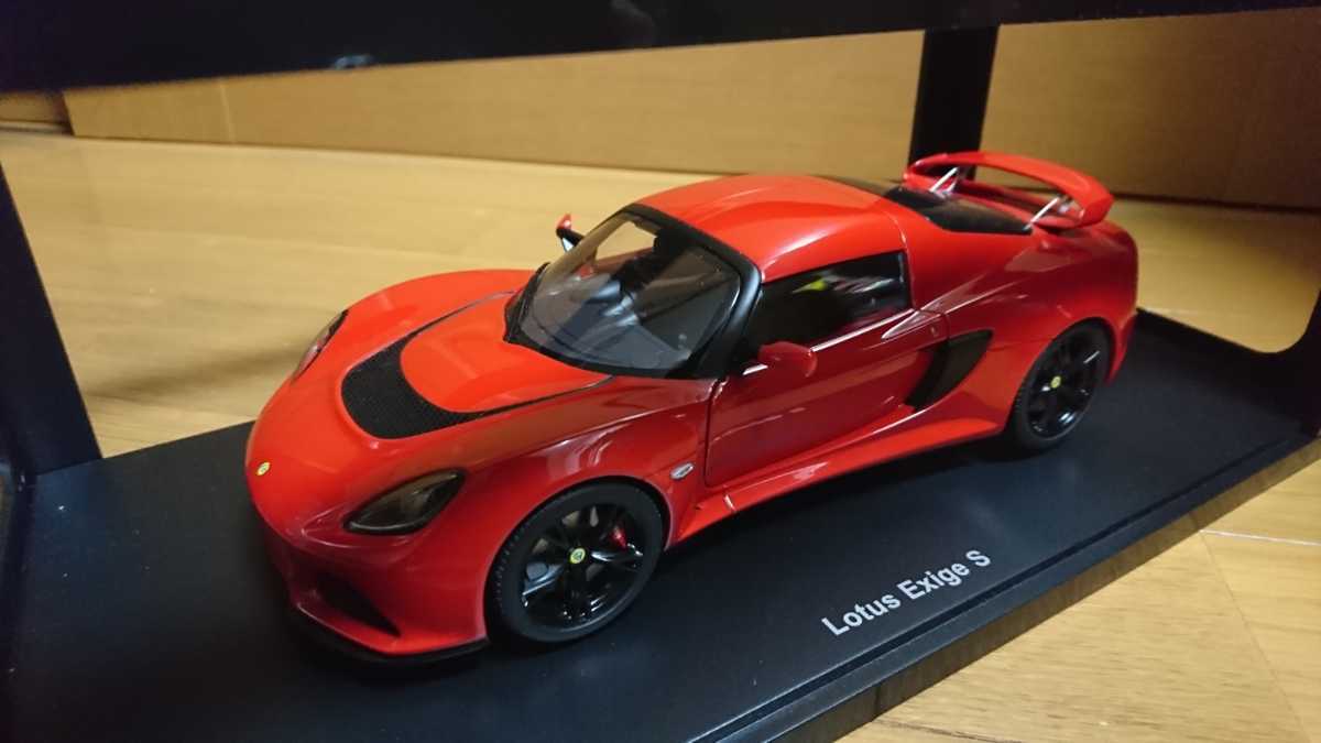 S AUTOart 1⁄18 Exige Lotus 1:18 | ロータス Model エキシージ Scale
