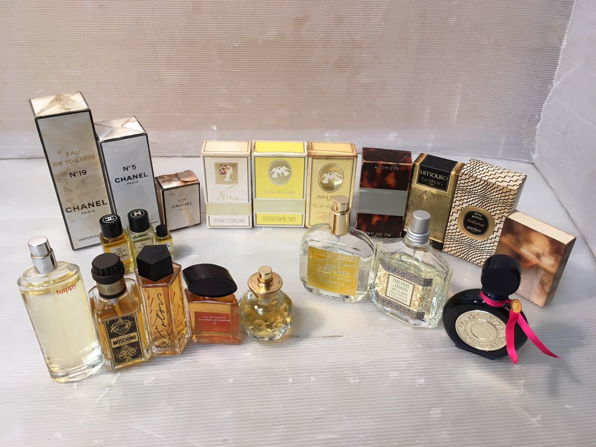 新品，低価 1円スタート ブランド 香水 まとめて CHANEL シャネル N&deg;5 N&deg;15 NINA RICCI ニナリッチ Christian Dior 他 全22個 長期保存品(シャネル)｜売買されたオークション情報、yahooの商品情報をアーカイブ シャネル