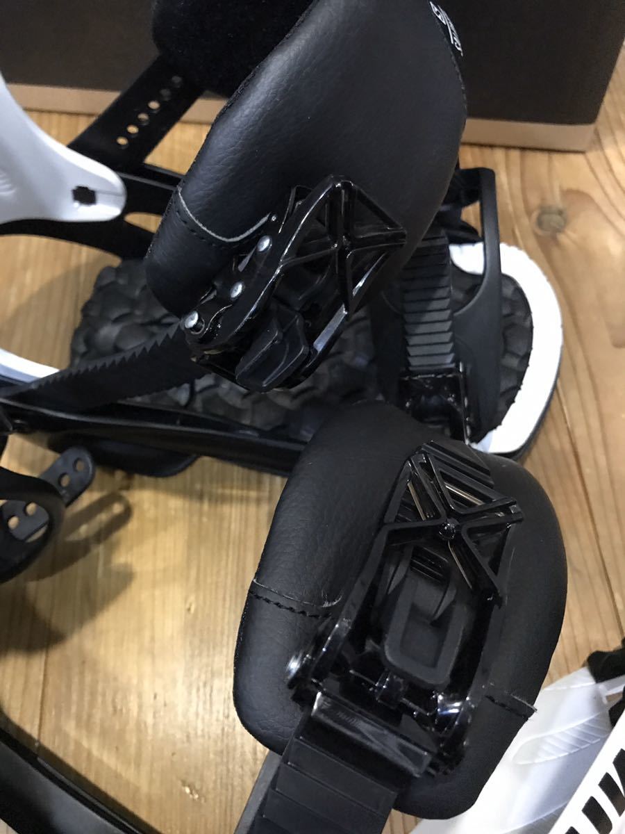 スノーボード ビンディング SALOMON RHYTHM サロモン（SALOMON）（メンズ、レディース）スノーボードビンディング リズム サロモン(SALOMON) サロモン SALOMON（ビンディング｜スノーボード用品）：ウィンター L47930100 スノーボードビンディング バインディング mの通販 - | スポイチ24-25